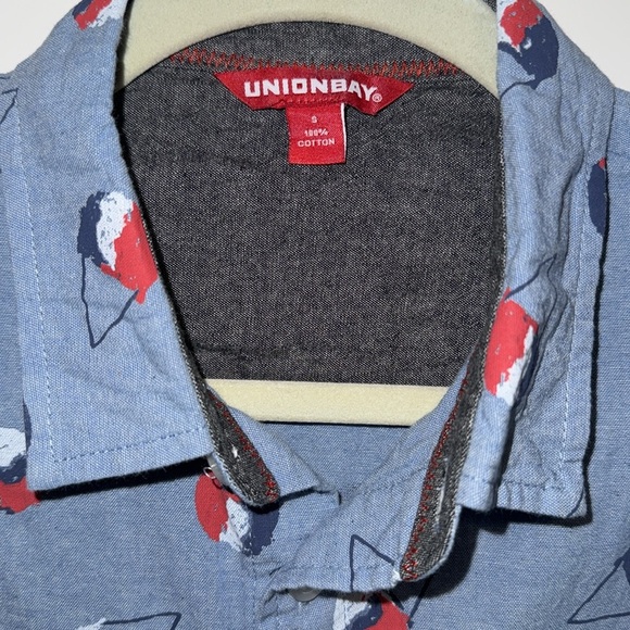 UNIONBAY Men’s button down shirt with snow cone 
Size S - Picture 2 of 7